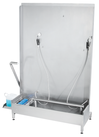 Apron and boot washing station + integrated sole-​cleaning device